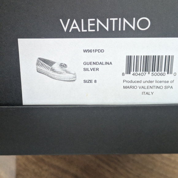 NWT Valentino Women's Metallic Silver Flats - Picture 4 of 4